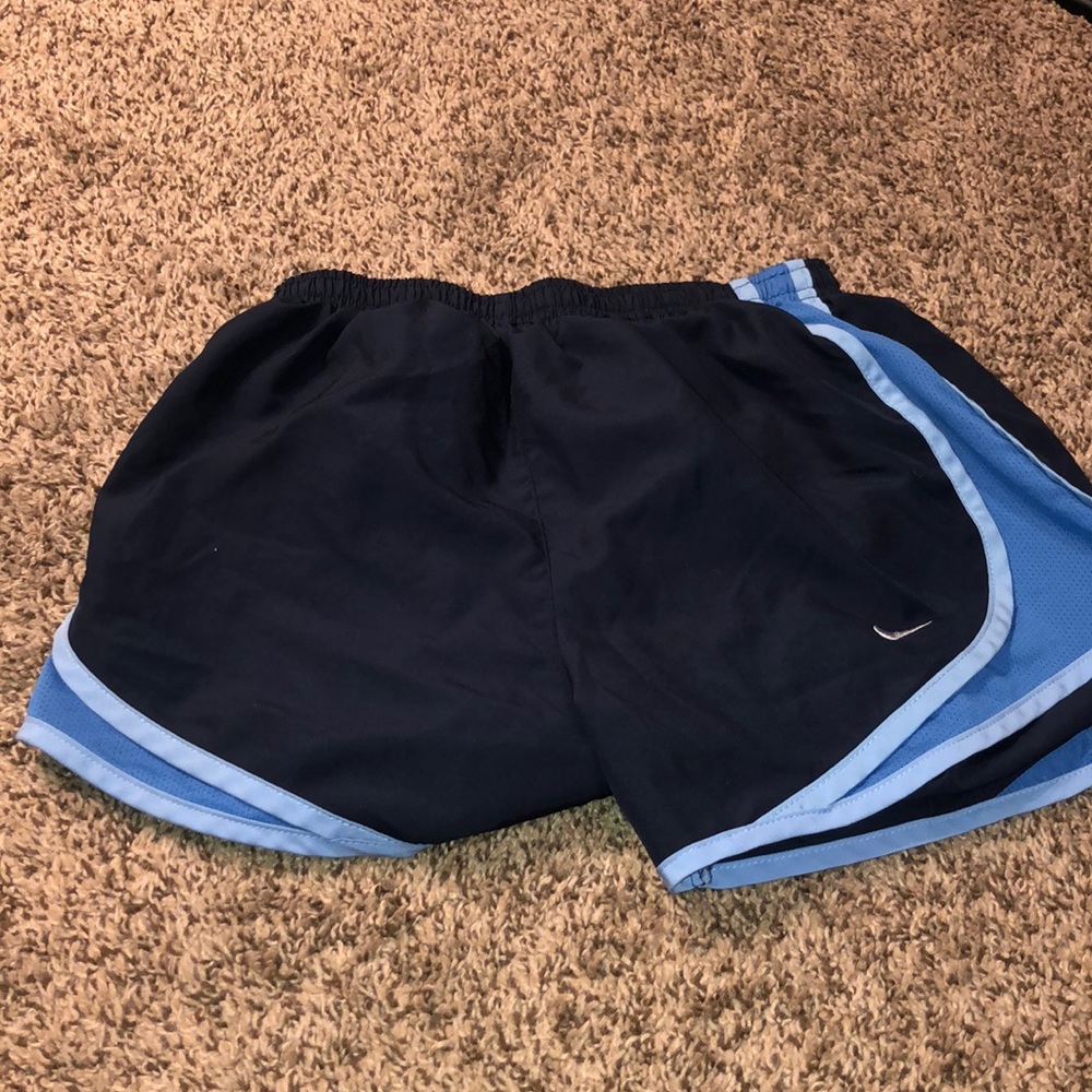 XS nike dri fit shorts